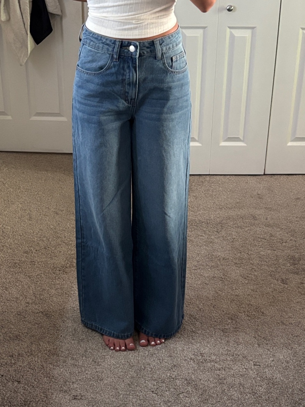 Daisy Wide-Leg High-Rise Jeans in Medium Blue